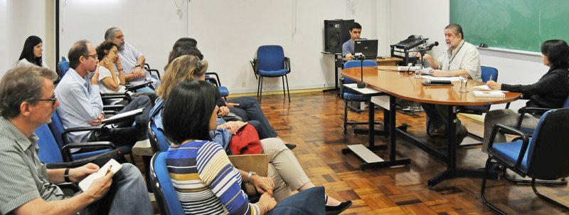 Jorge Myers (Universidade Nacional de Quilmes, Argentina) em palestra no Encontro às Quintas (2013)